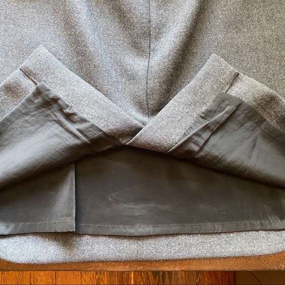 J. Crew No. 2 Pencil Skirt in Stretch Italian Wool - Picture 4 of 4